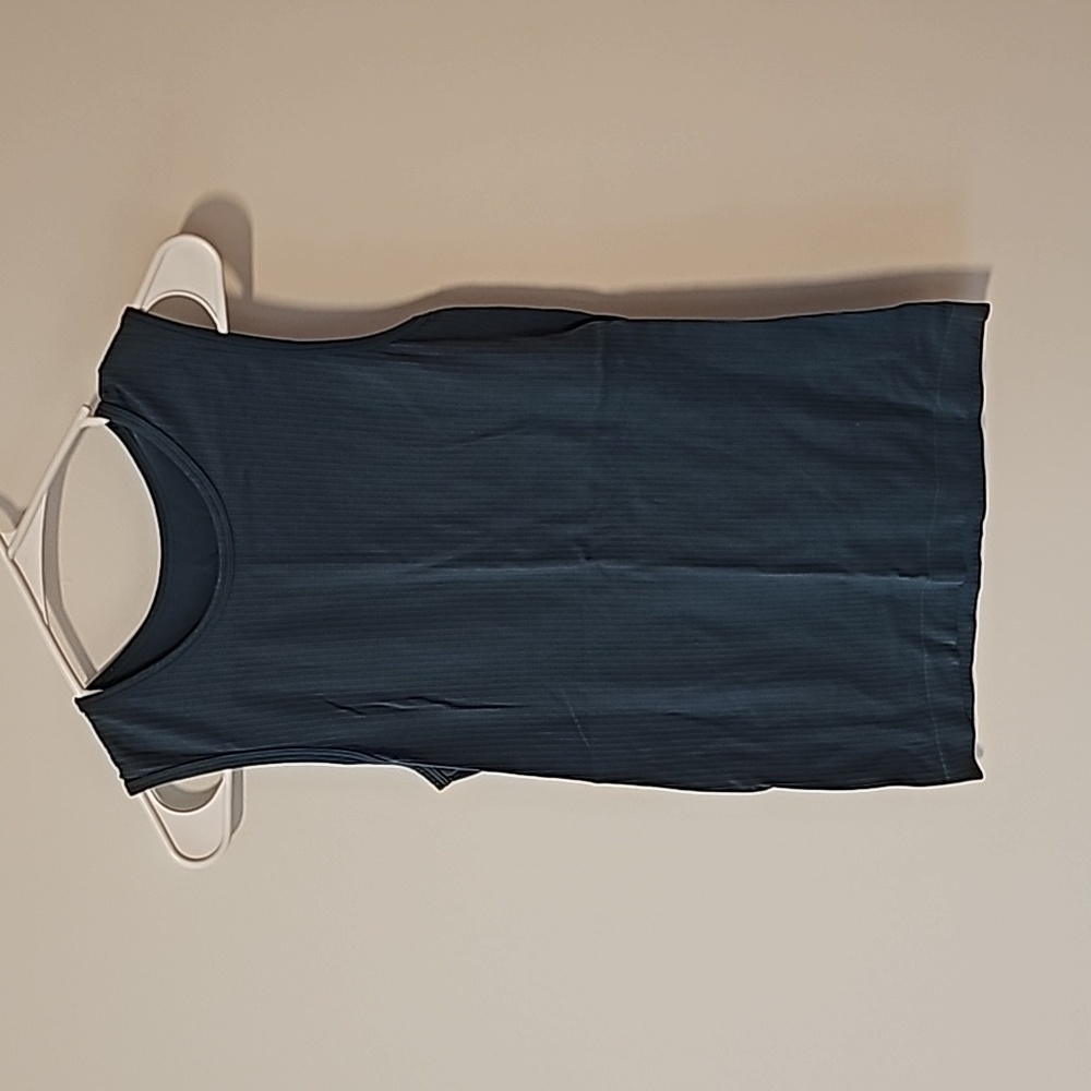 Zyia - Parallel Ribbed Tank